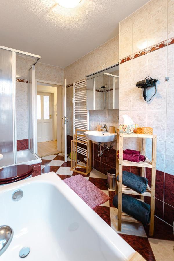 Appartement Naumburger Charme "Schwarzes Gold" à Naumbourg Extérieur photo